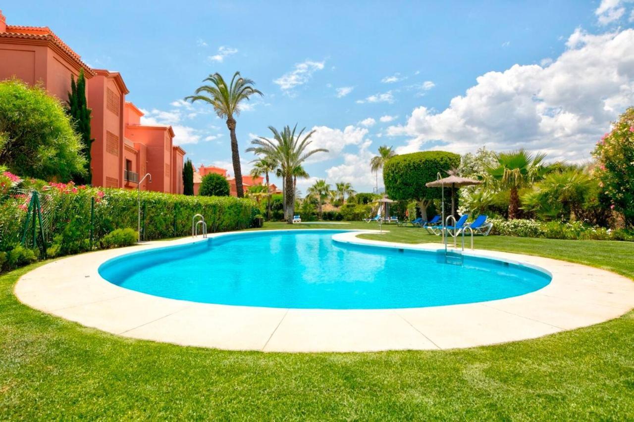 Royal W/shared Pool, Terrace &a/c * Malaga
